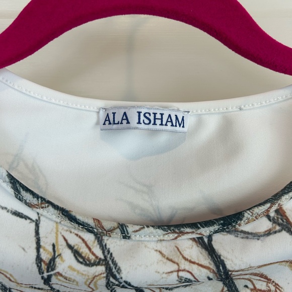 Coral Print Ala Isham Top - Picture 2 of 4